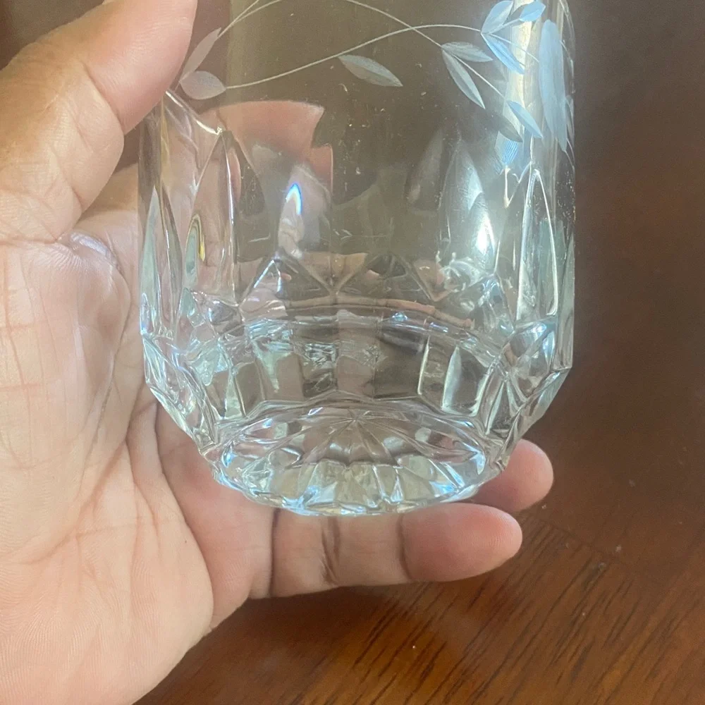 Elegant Clear Glass Tumbler Set